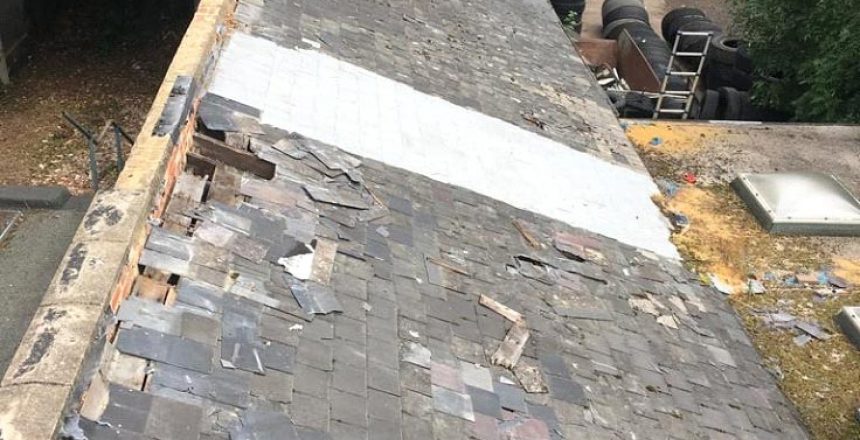 roof repair tiles